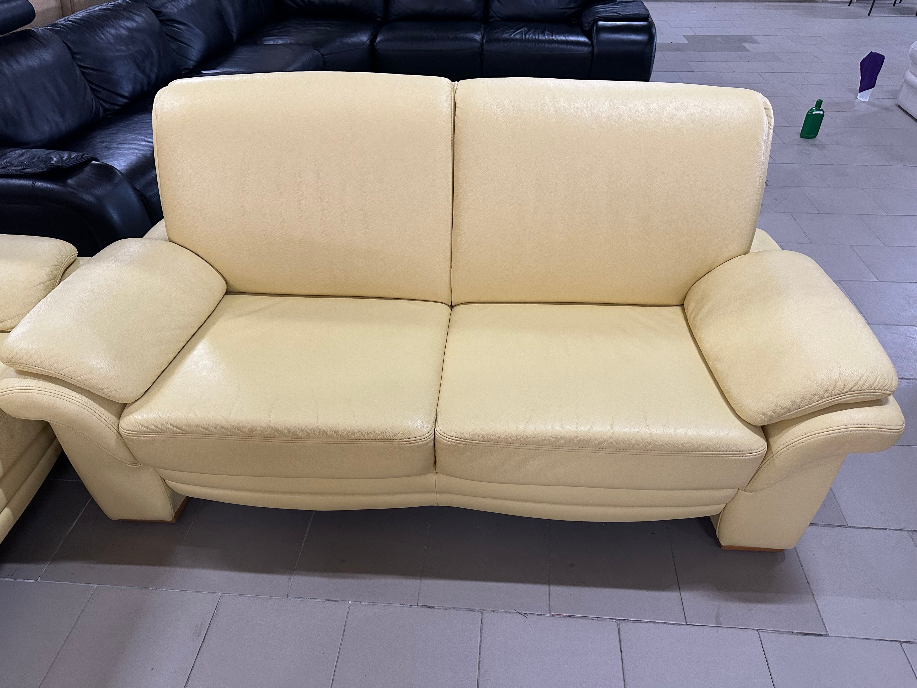 Set Canapele Piele Naturală 3+2+Puf Galben Mango, 210/180 cm - MobiHaus