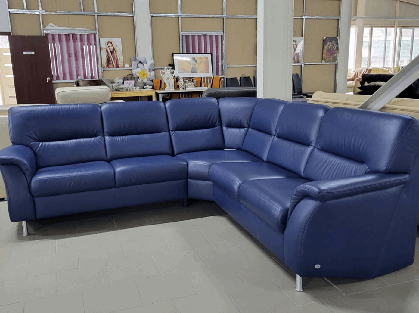 Colțar mare pentru living dimensiuni 250x250 cm
