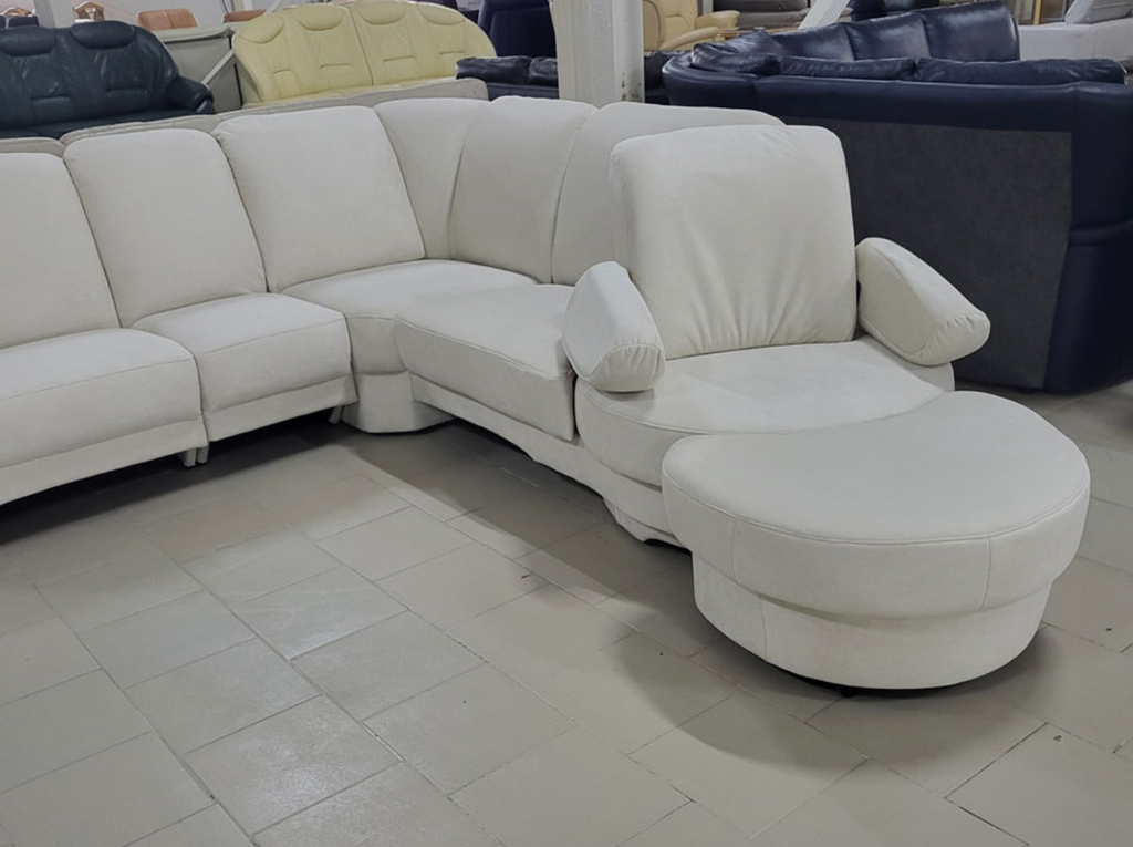 Detaliu cotiere rotative si finisaj premium coltar MobiHaus