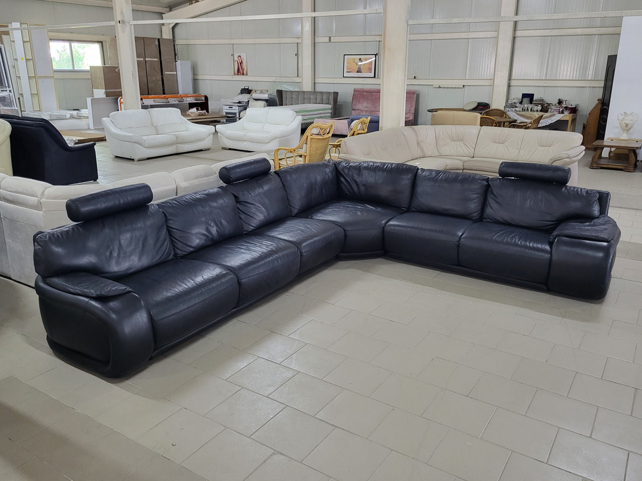 Colțar premium neextensibil din piele naturală neagră în stare perfectă MobiHaus